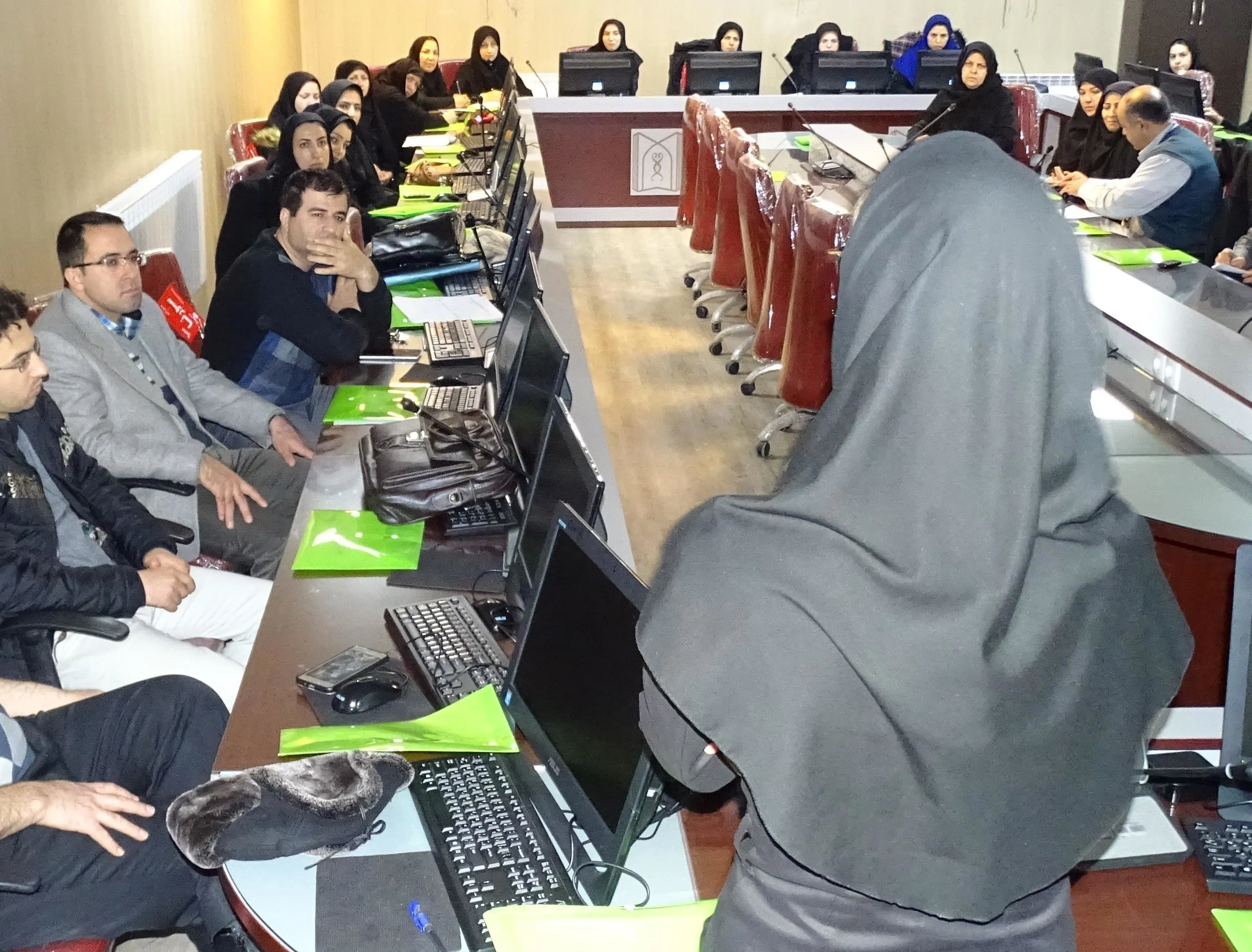 کارگاه آموزشی تحت عنوان "ایمنی بیمار و تفاوت های برنامه جدید و قبلی"