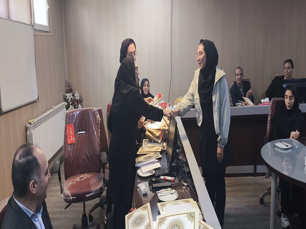 بزرگداشت روز معلم و تودیع و معارفه معاونین آموزشی 