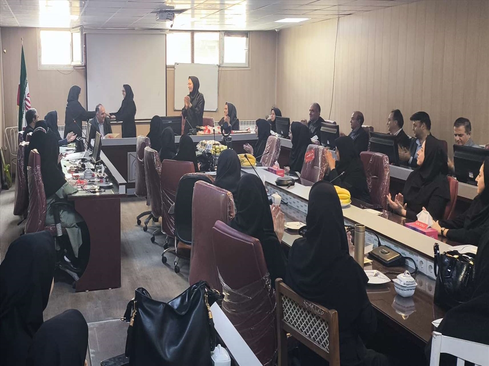 بزرگداشت روز معلم و تودیع و معارفه معاونین آموزشی 