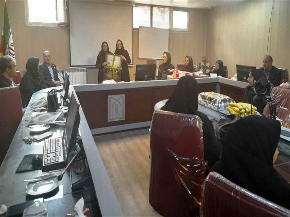 بزرگداشت روز معلم و تودیع و معارفه معاونین آموزشی 