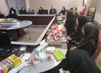 برگزاری مراسم بزرگداشت روز معلم، روز ماما و تودیع و معارفه